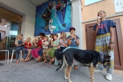 Ijsjes eten als het mooi weer is. Sardinie